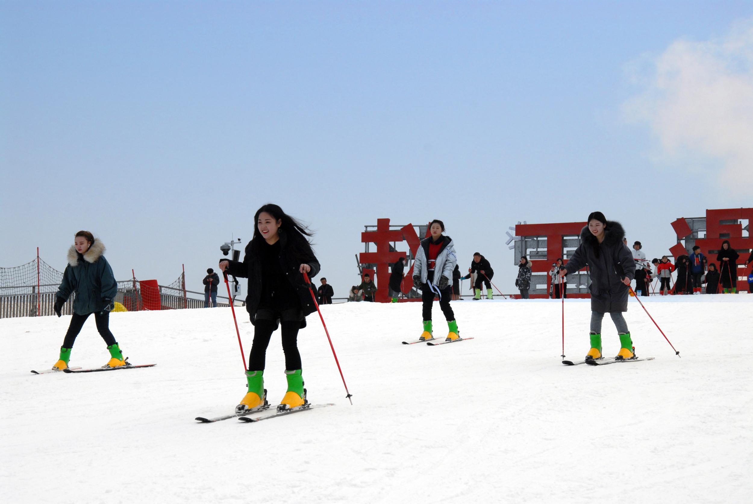 滑雪场.jpg